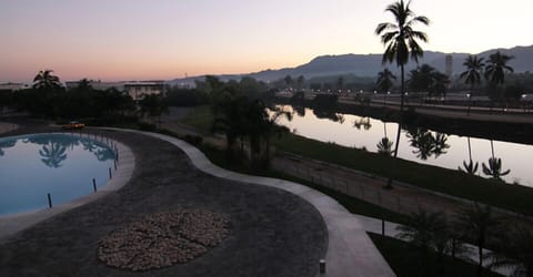 Outdoor pool, a heated pool