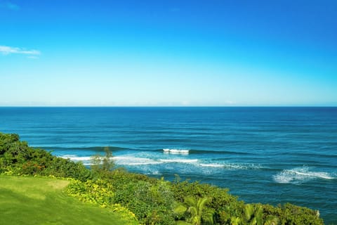 Watching summer surf in our Hideaways bay