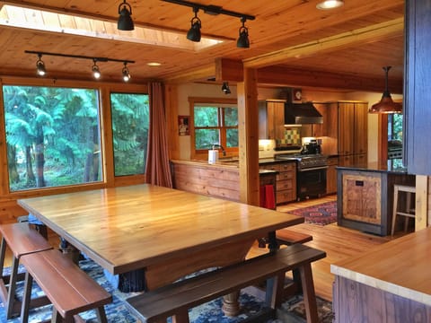 New table top option seats 14