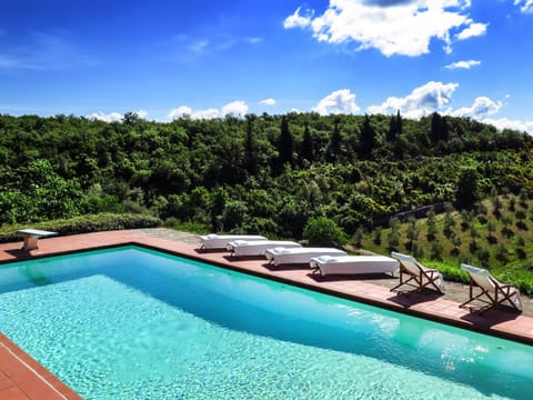 Private swimming pool with breathtaking views over the typical Tuscan landscape