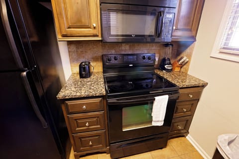 Clean, functional stove ready for cooking your favorite meals during your stay.
