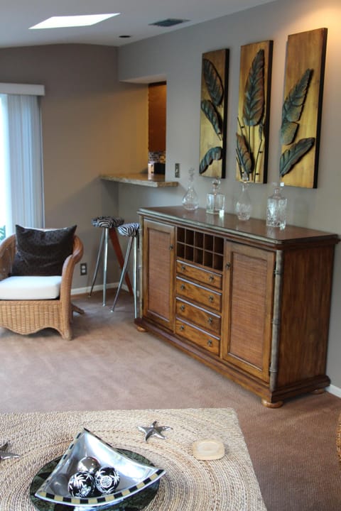 Bar with pass-through to kitchen