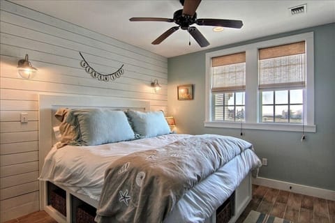 Master Bedroom with Ocean View 