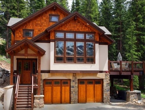 Familientreff - Our family meeting home to get together! Make it yours too!