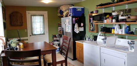 Laundry/Common room for Cottage A&B