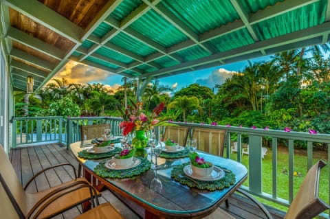 Savor island evenings with dinner on the lanai, where cool breezes and mountain views set the perfect backdrop.