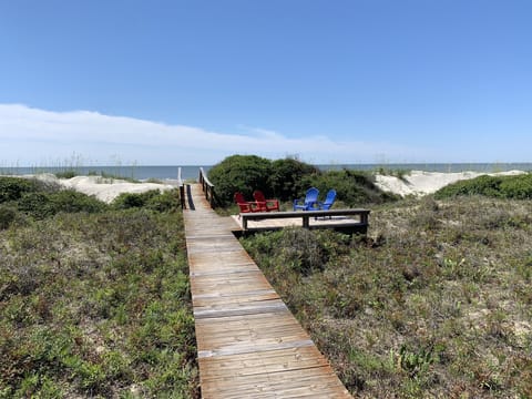 Beach Boardwalk, leading to the Atlantic Ocean 