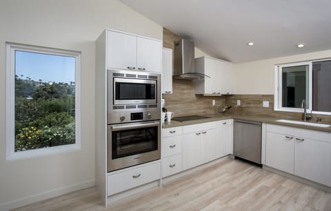 All new kitchen with stainless steel Bosch Appliances ...