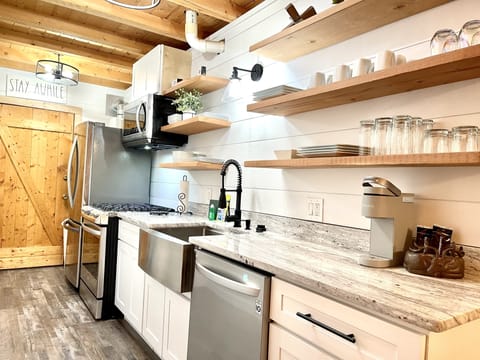 Beautiful kitchen to cook in after working up an appetite skiing or hiking. 