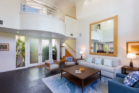 Relax in elegance at Islands Pearl Villa in the heart of Mauna Lani!