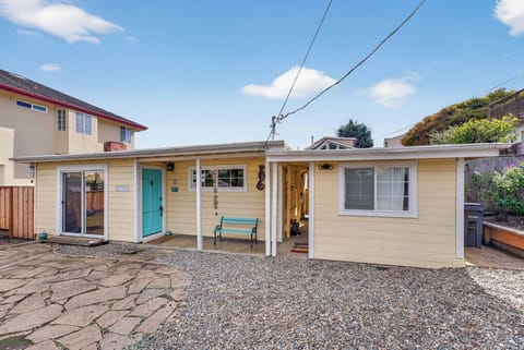 503 Court Way