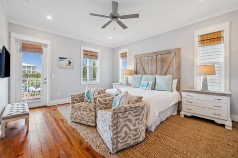 Primary King Suite - Private Balcony Access & Flat-Screen TV