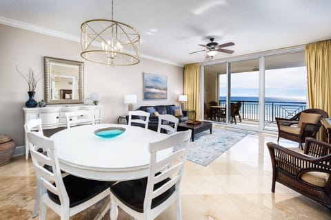 Dining Area -
Bella Riva Resort, Okaloosa Island Fort Walton Beach Florida Vacation Rentals