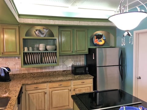 No boring kitchen decor here!