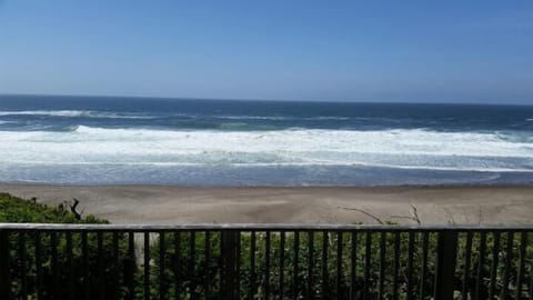 Welcome to Magenta Shores! The absolute oceanfront views are breathtaking!