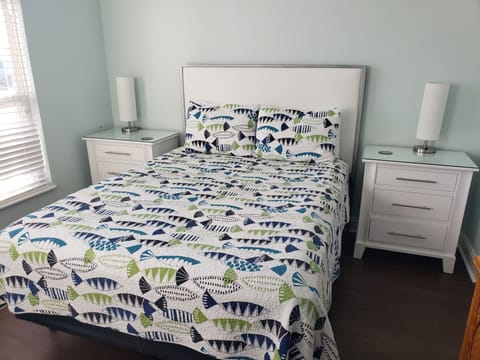 1st Floor Queen Bedroom w/Murphy Bed that makes Twin Bunk Beds, TV & Ocean View