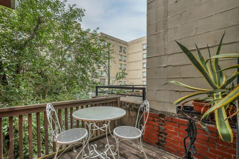 Kitchen level small deck.