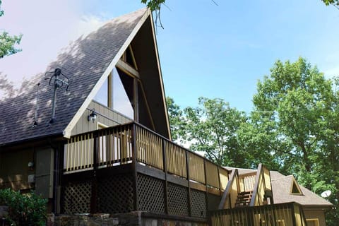 Tyrolea Lodge
