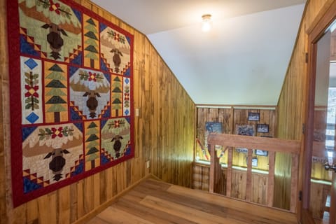 Walk into upper level