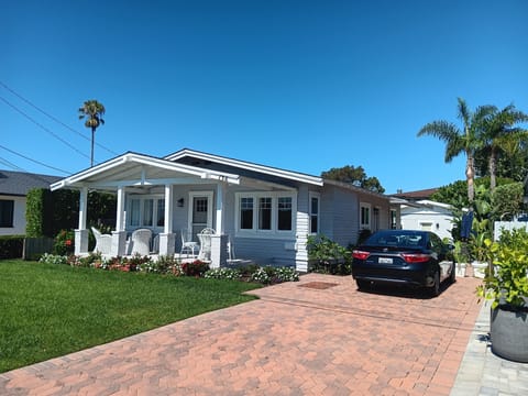 Home with large lot, patios and a short walk to beaches,ocean side of Coast Hwy