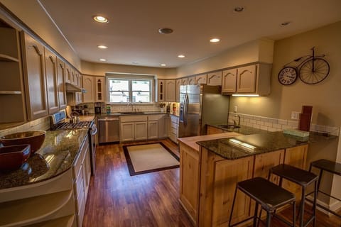 Large kitchen, all new appliances. Serving & cooking pieces for large gatherings