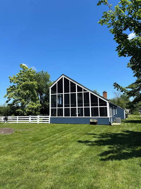 Large Screened-In Porch