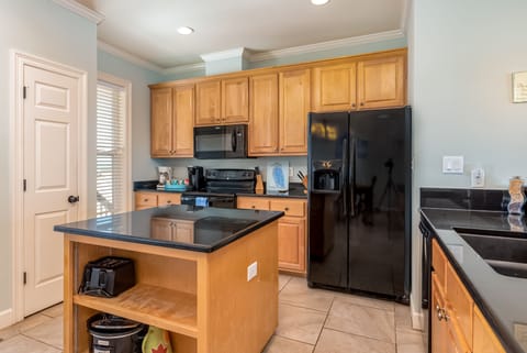 Southern Breeze Kitchen