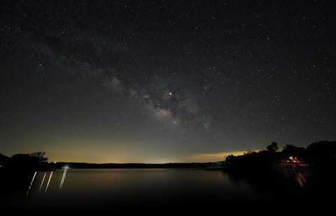 Long exposure nightscape, taken by a friend Bryan Ott