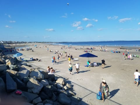 Beach nearby, sun loungers