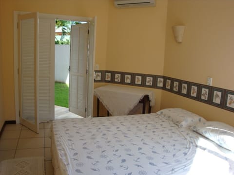 4 bedrooms, iron/ironing board, WiFi, wheelchair access
