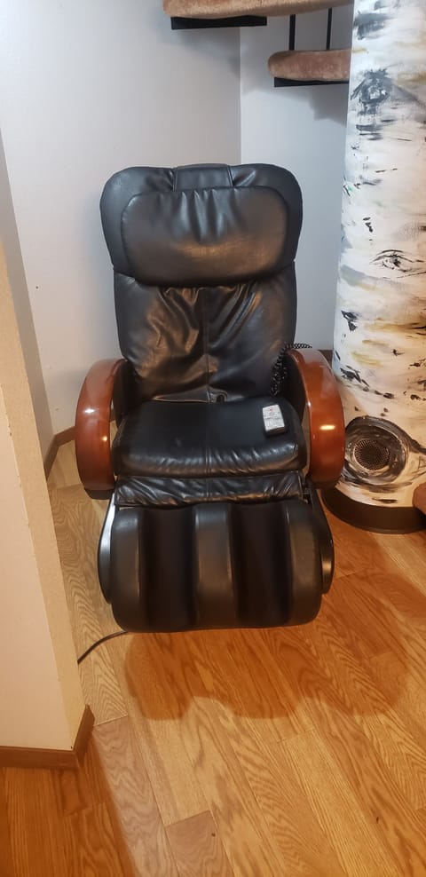 massage chair...relax!
