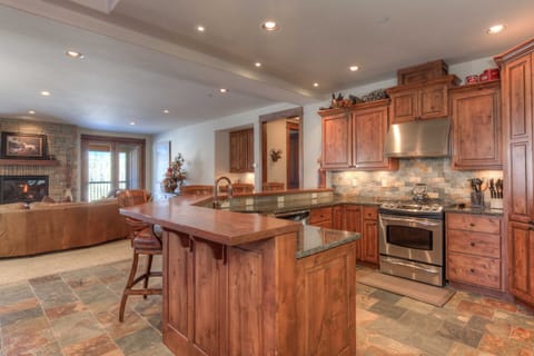 Plenty of space for a couple of chefs