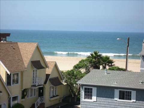 Beach nearby, beach towels