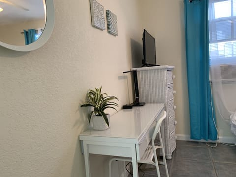 The Aloha bedroom has a full bed.