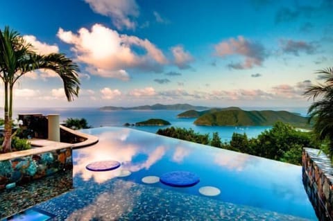 Outdoor pool, an infinity pool