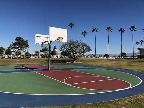 Marina Park basketball courts