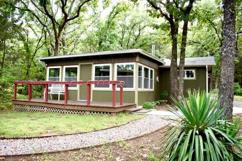 Front view of the main cabin (1br, 1ba, kitchen, living room).