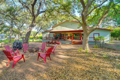 Helotes Vacation Rental | 2BR | 2BA | 1,800 Sq Ft | Steps to Enter