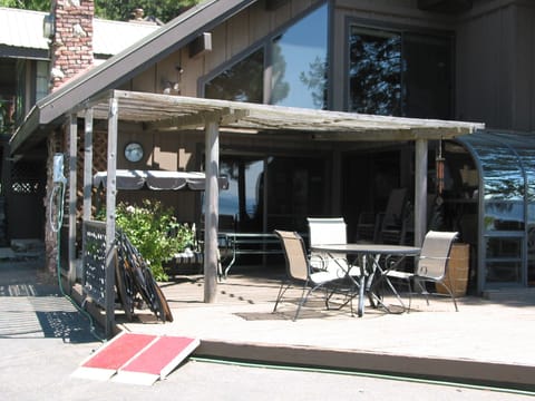 2nd Table, Seats 4+
3rd Table, Seats 6+
2 Person Covered Swing
