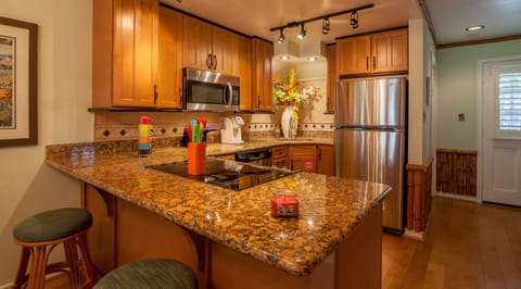 Beautifully Designed Kitchen with all stainless steel appliances.
