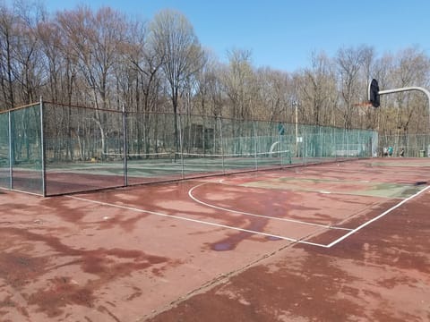 Sport court