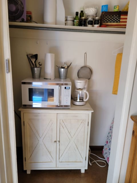 Fridge, microwave, coffee/tea maker, toaster