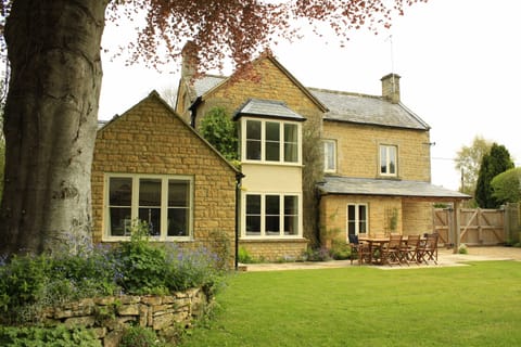 Nethercote House - Beautiful 6 bed detached house
