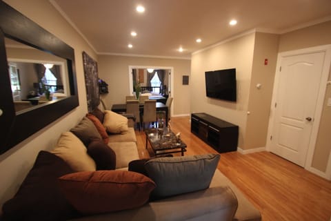 Living area | TV, DVD player, video library, stereo