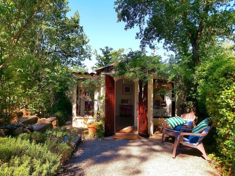 summer 2020 Cabanon des Glycines