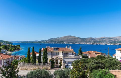 Villa Mediteran facade