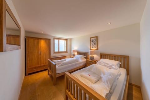 Chalet Miro in Switzerland (670)