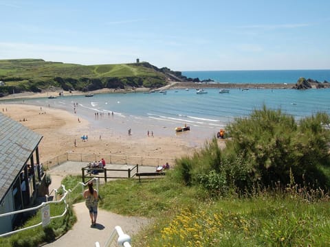 Beach nearby, beach towels