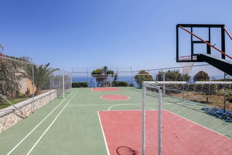 Sport court