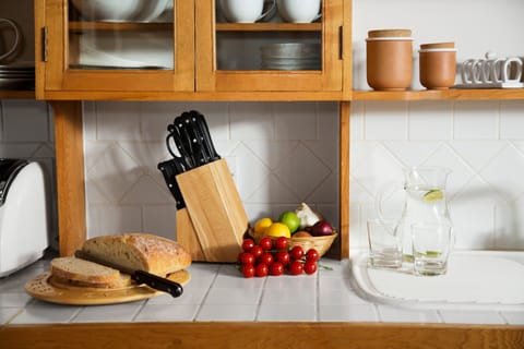 Beeechnut kitchen detail